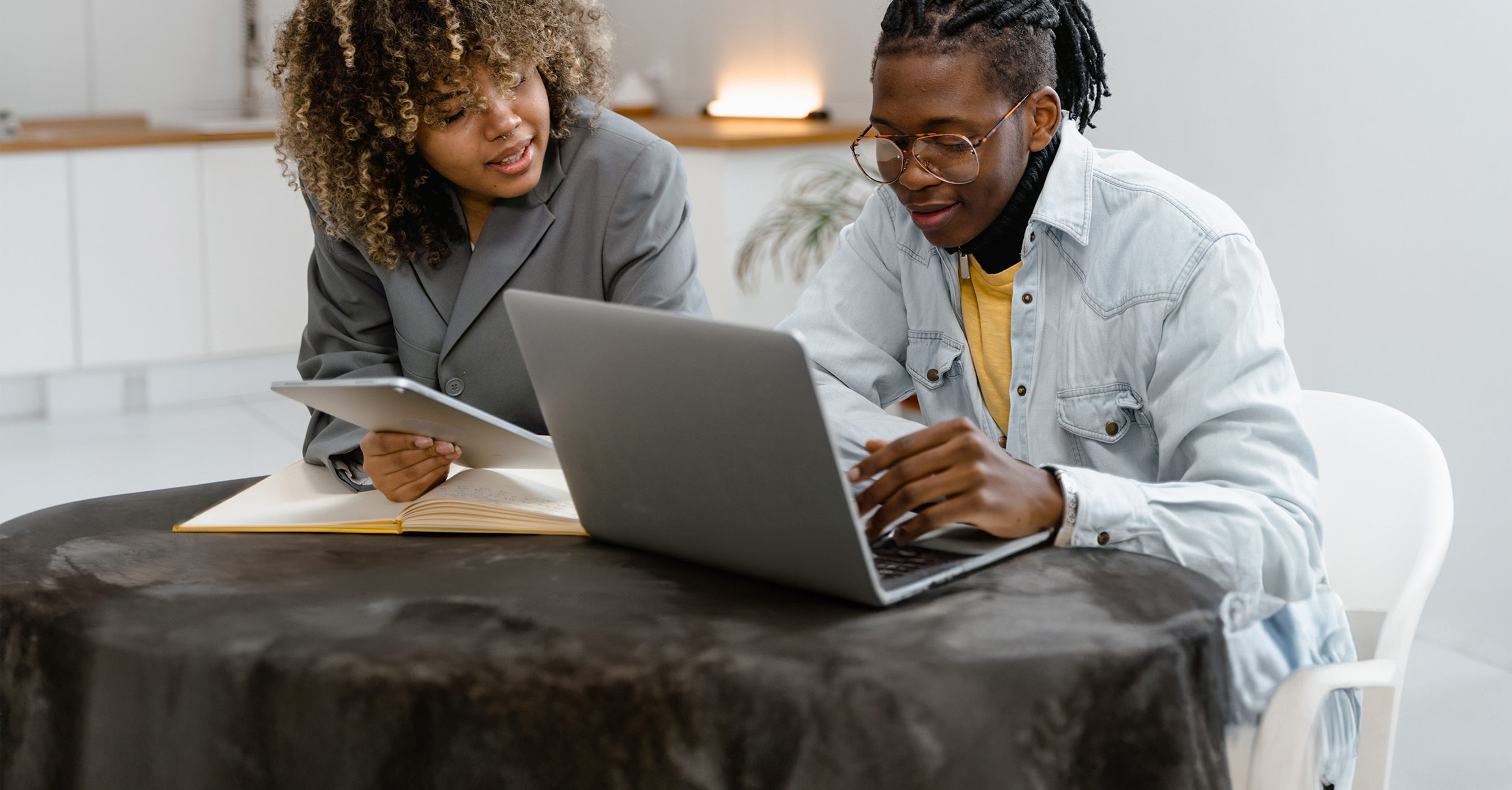 software-development-for-startups_00_hero