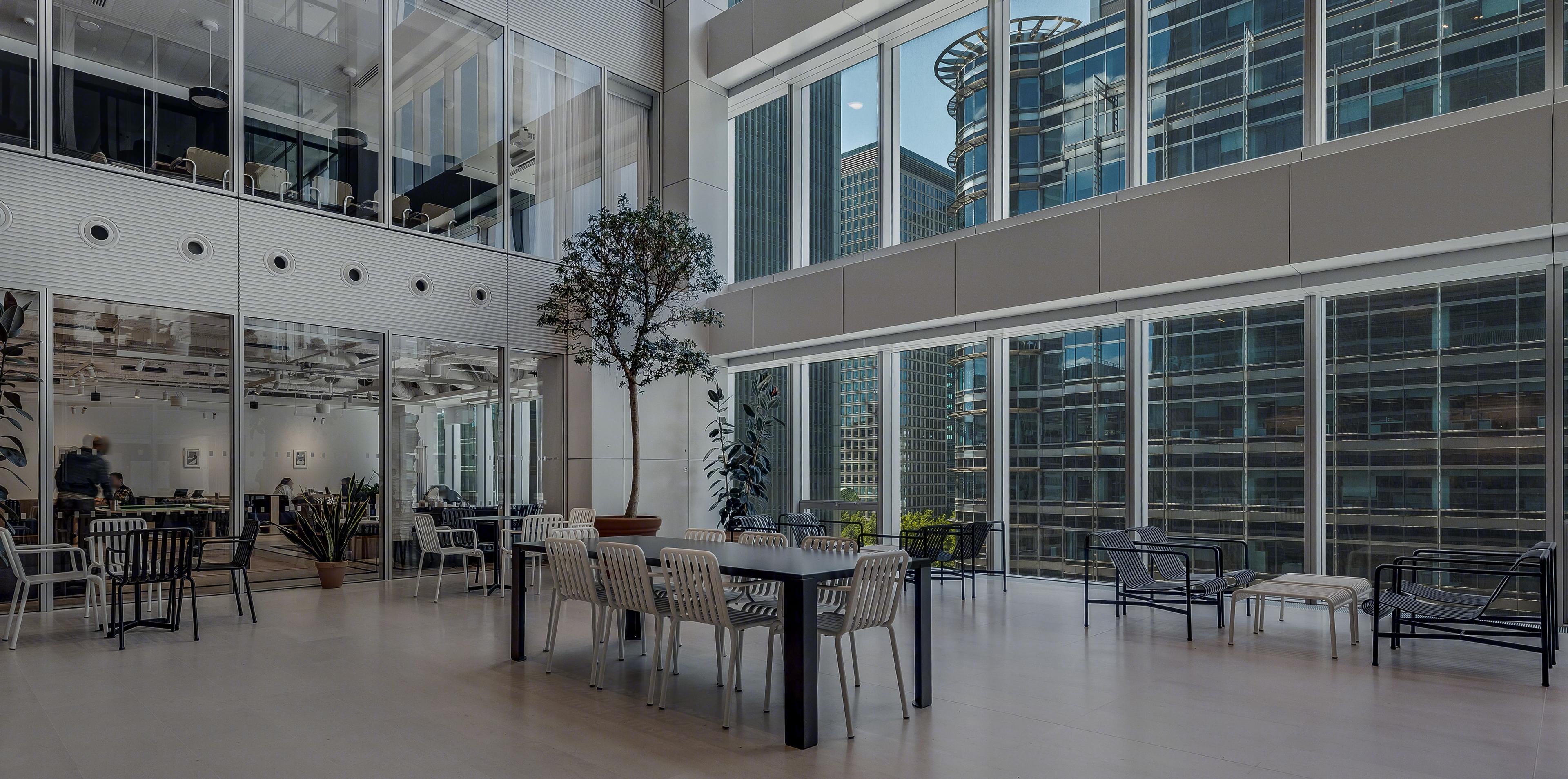 uk_ai_developers_04_cta-with-blur