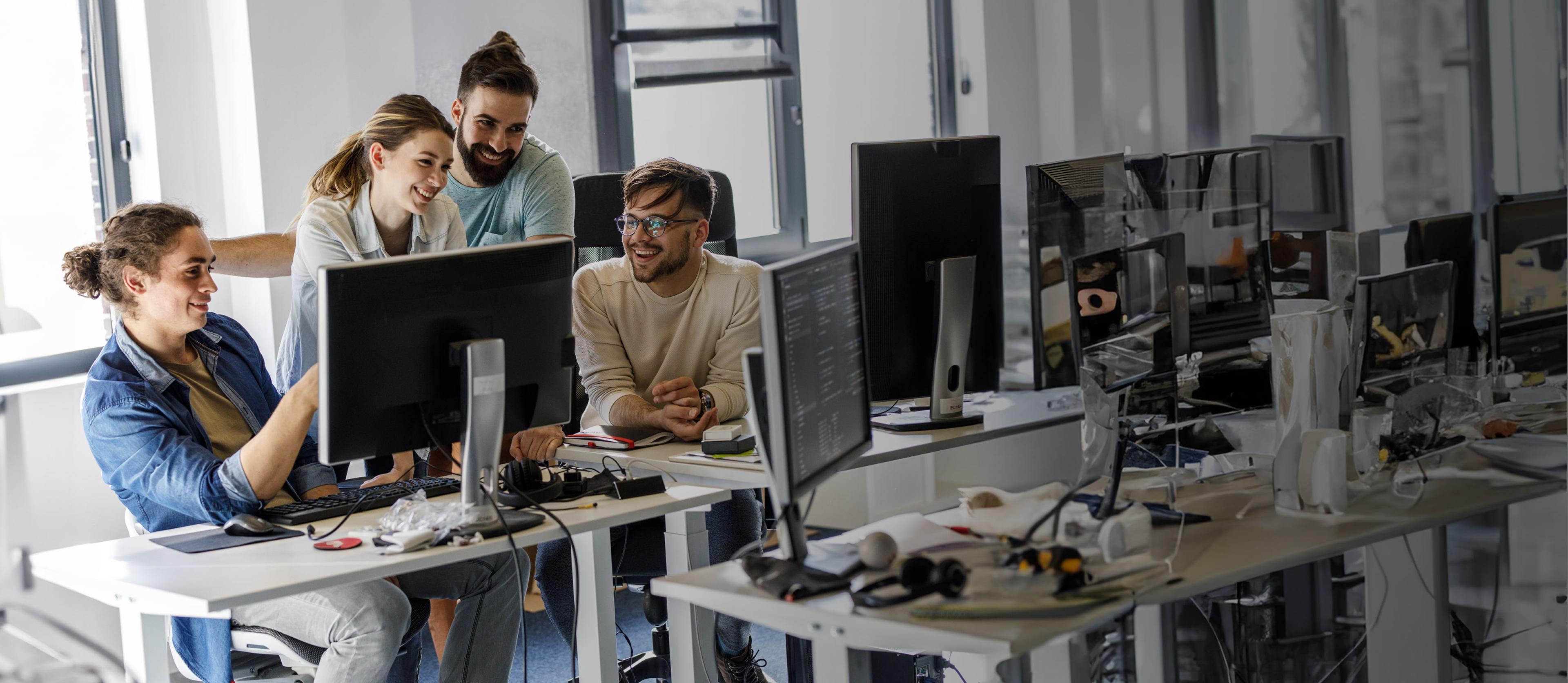 uk_application-modernisation-services-for-UK-companies_02_cta-with-blur