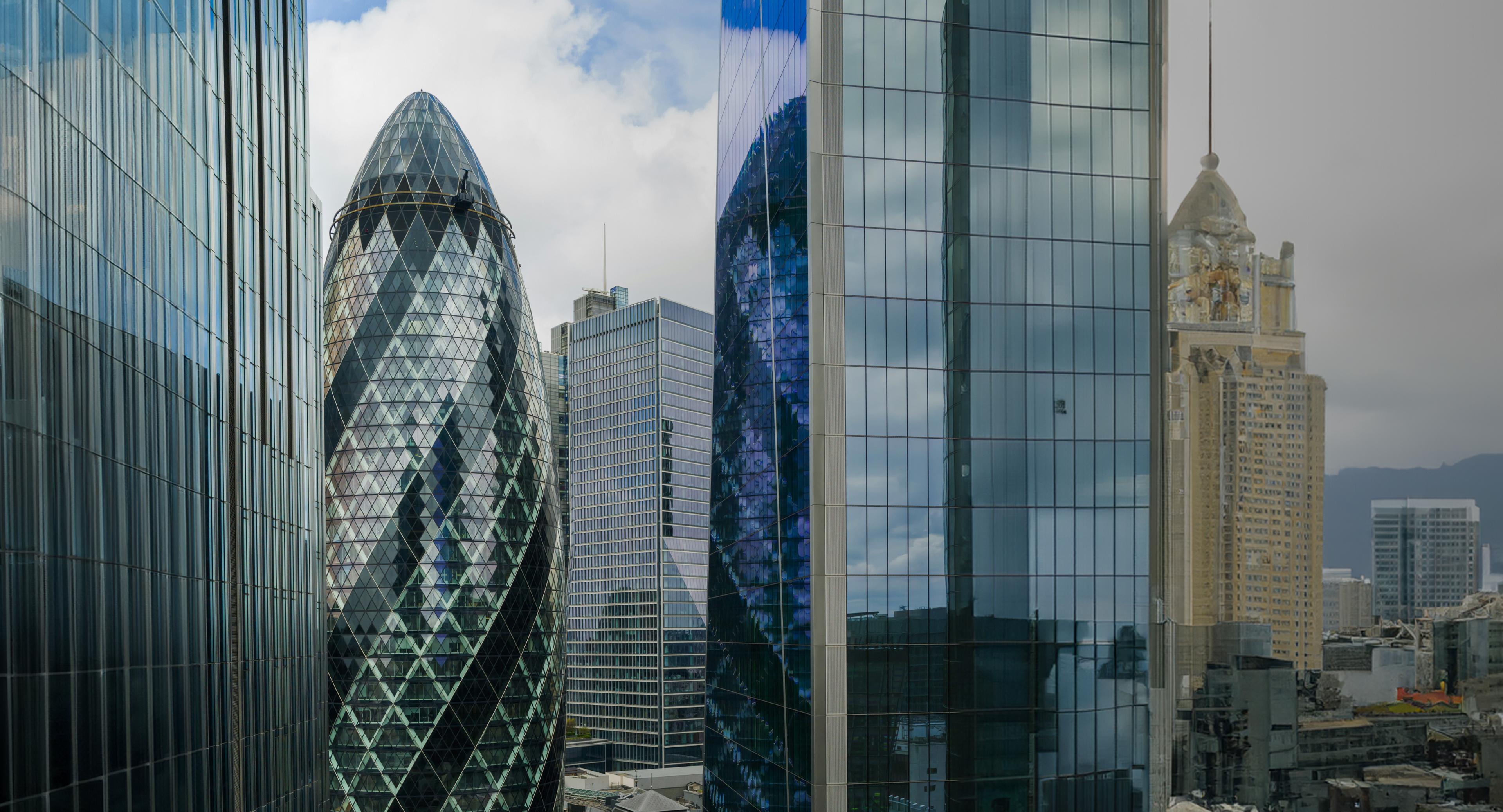 uk_healthcare_regulatory-compliance_05_cta-with-blur