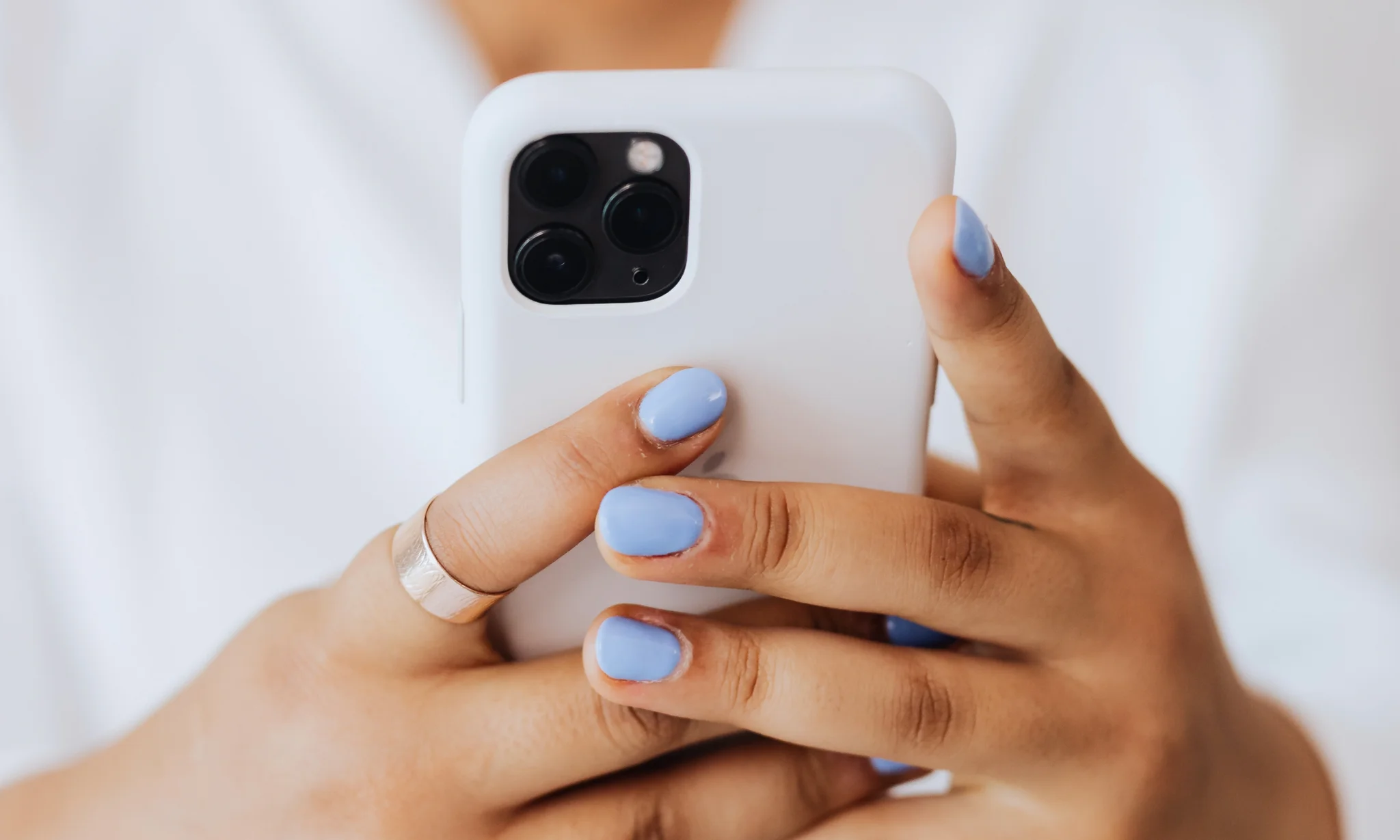 59_What_you_need_to_know_about_HIPAA-compliant_app_development_2400kh1440_