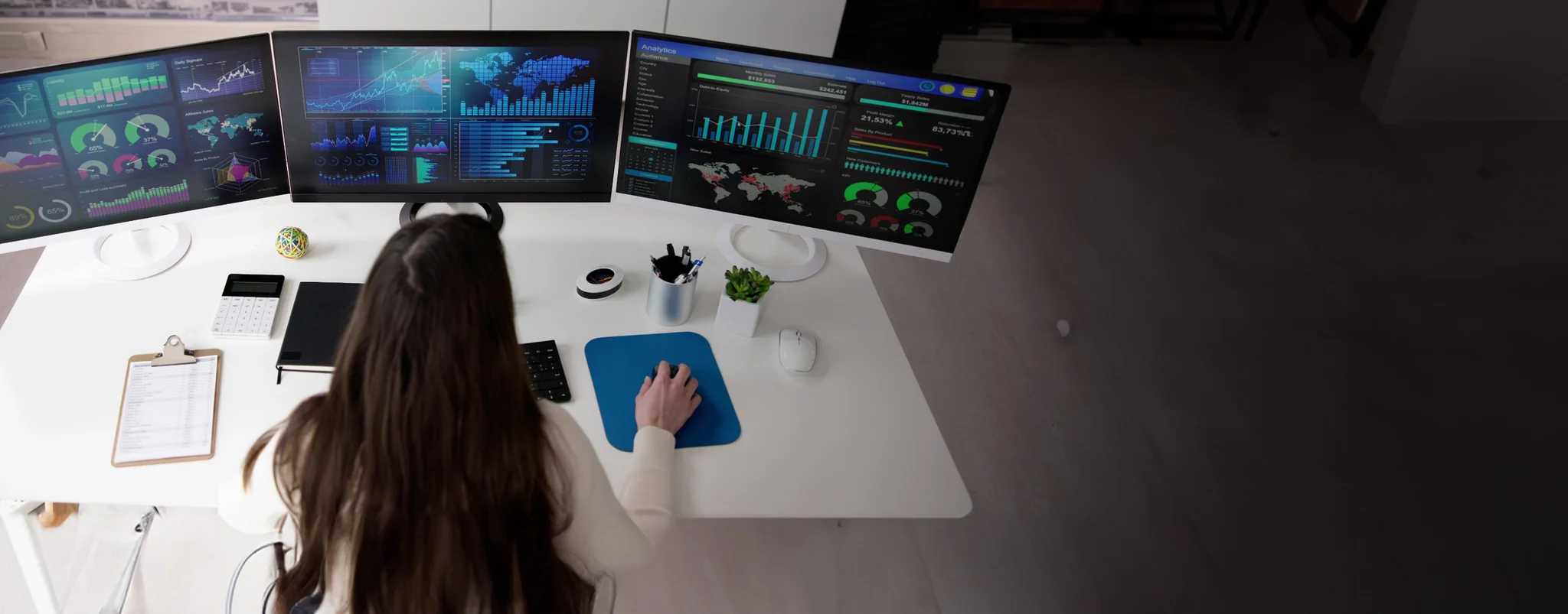 ai_sales_forecasting_01_cta-with-blur