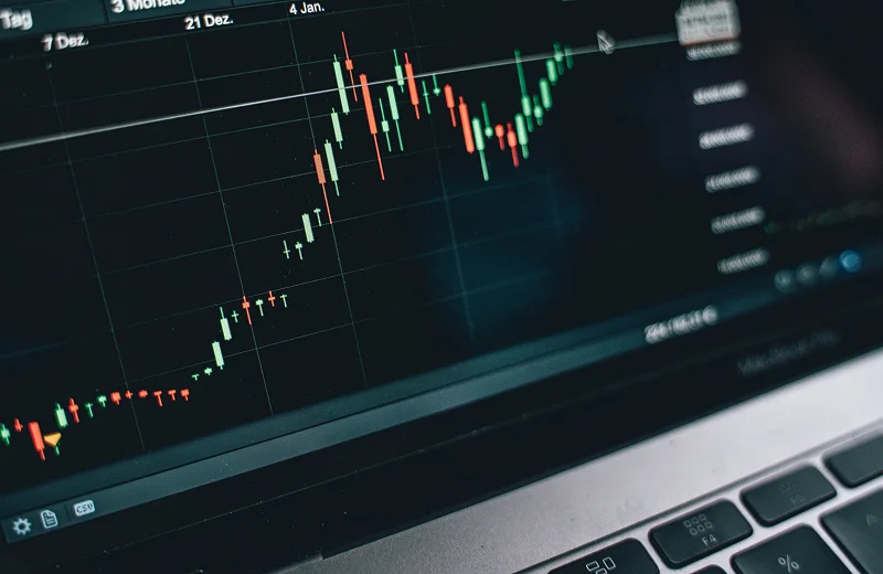 BigData_in_Finance_00_hero