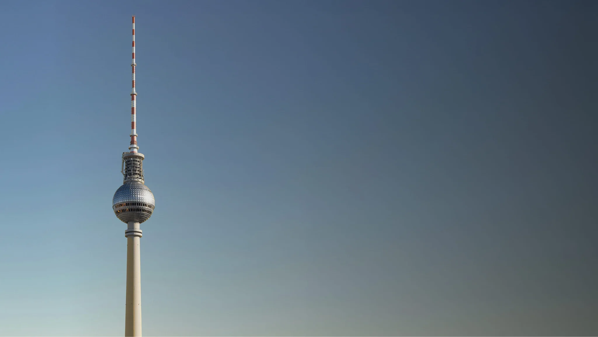 de_ueber-uns_qualitaet-und-sicherheit_05_cta-with-blur-2