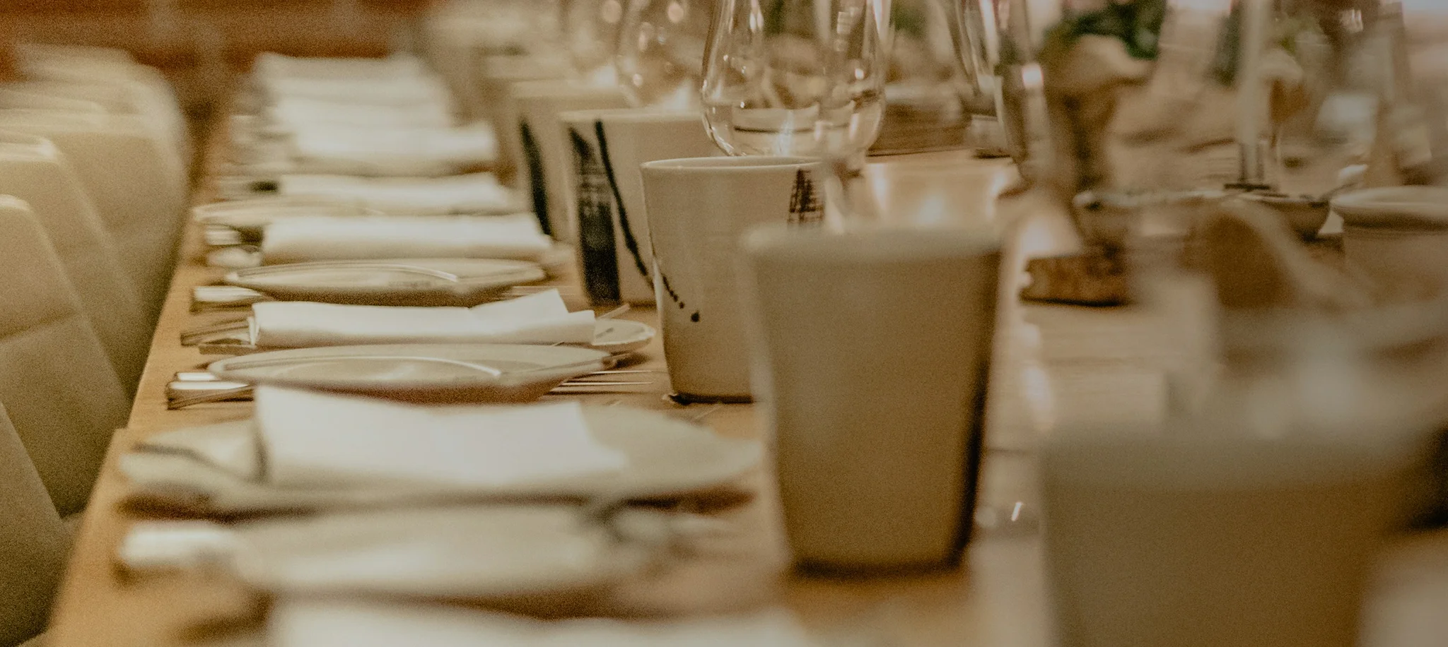 uk_company_techtable_02_cta-with-blur-3